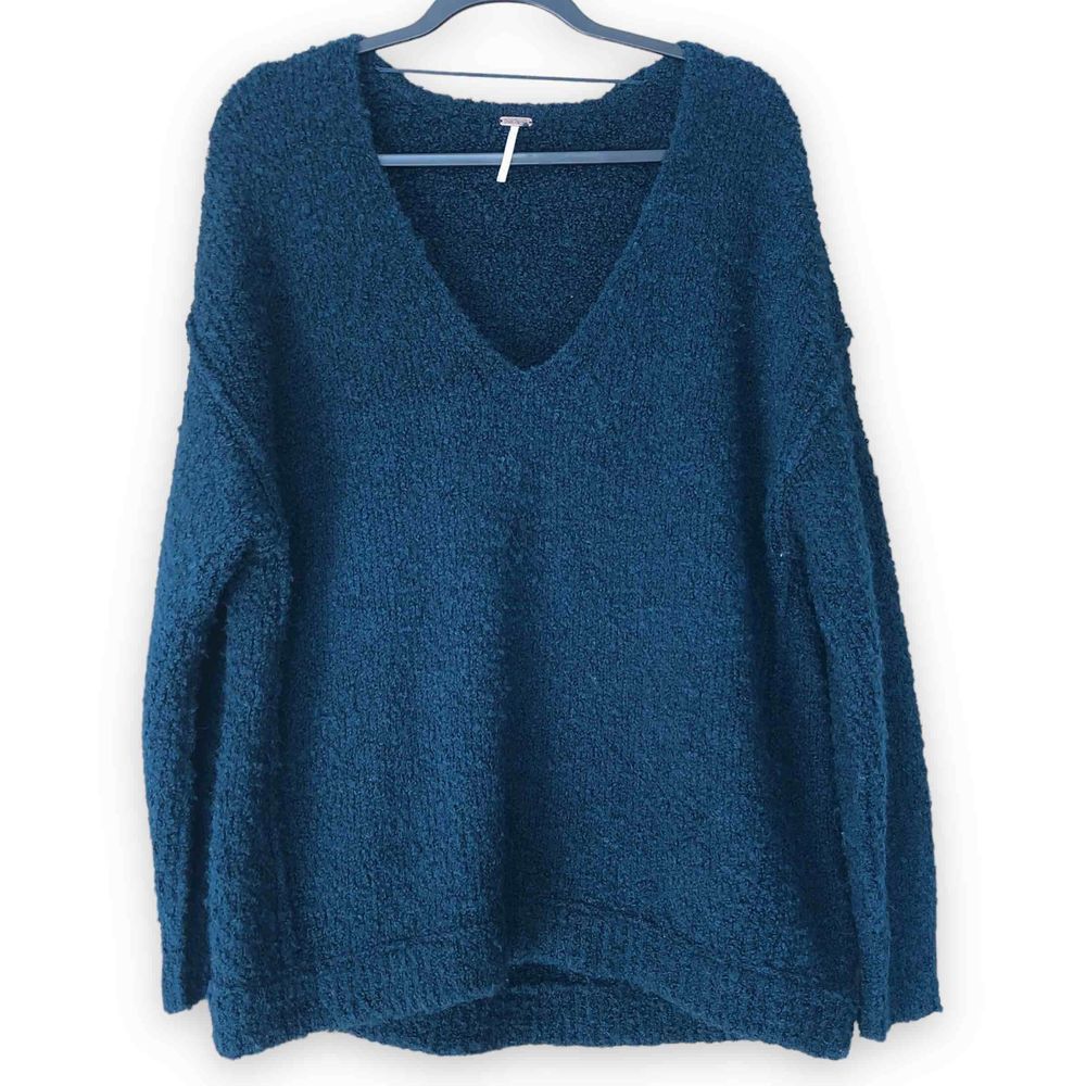 Free People Size S Oversized V Neck Sweater Blue Deep Aquamarine top cozy
